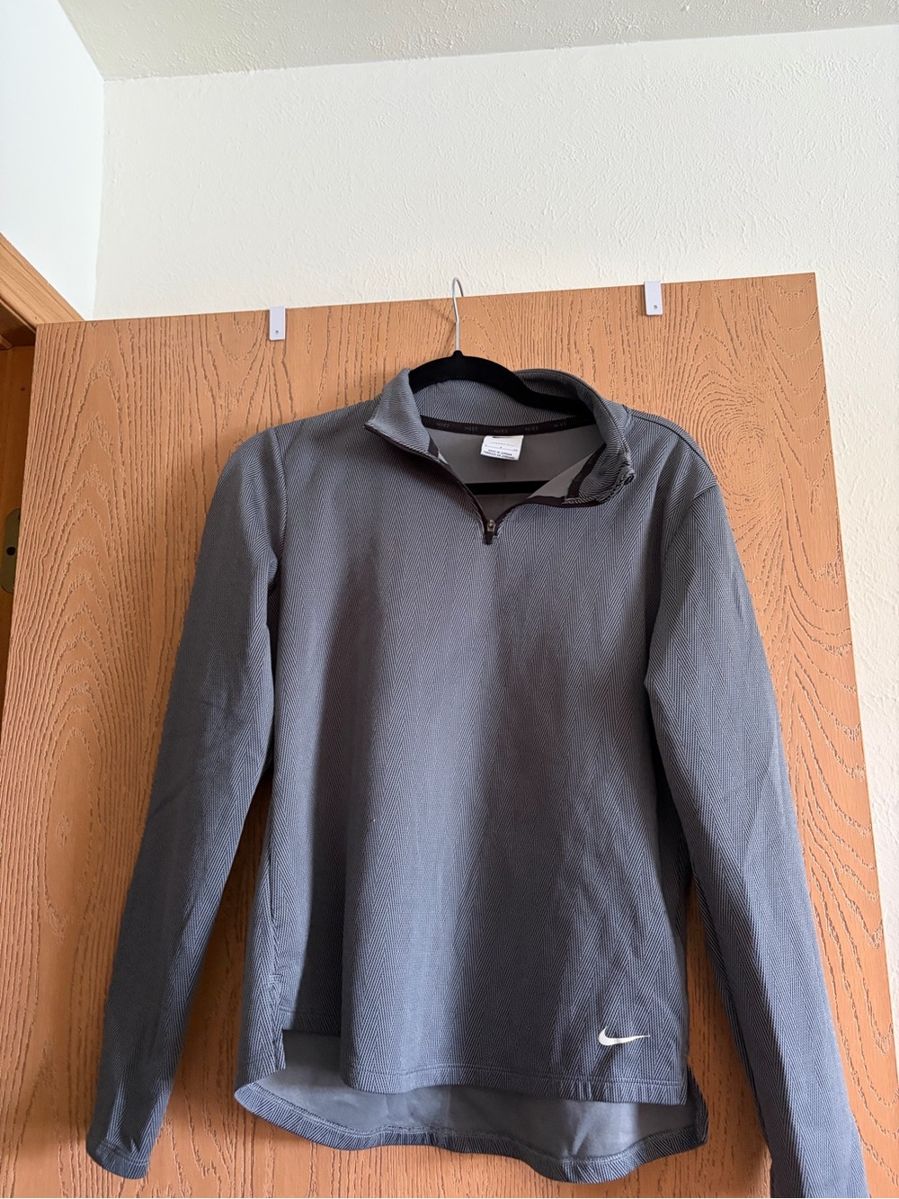 Nike Gray Women’s Half-Zip Pullover Sweatshirt